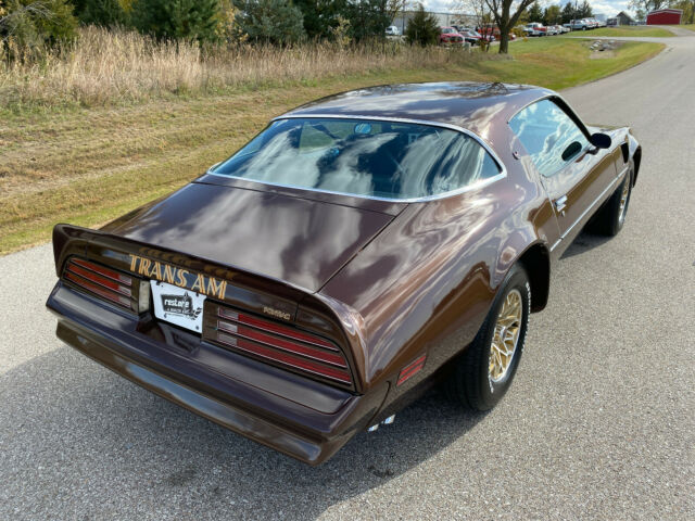 1977 Pontiac Trans Am W72 400 Auto 33k miles Brentwood Brown, Black Int - photo 6