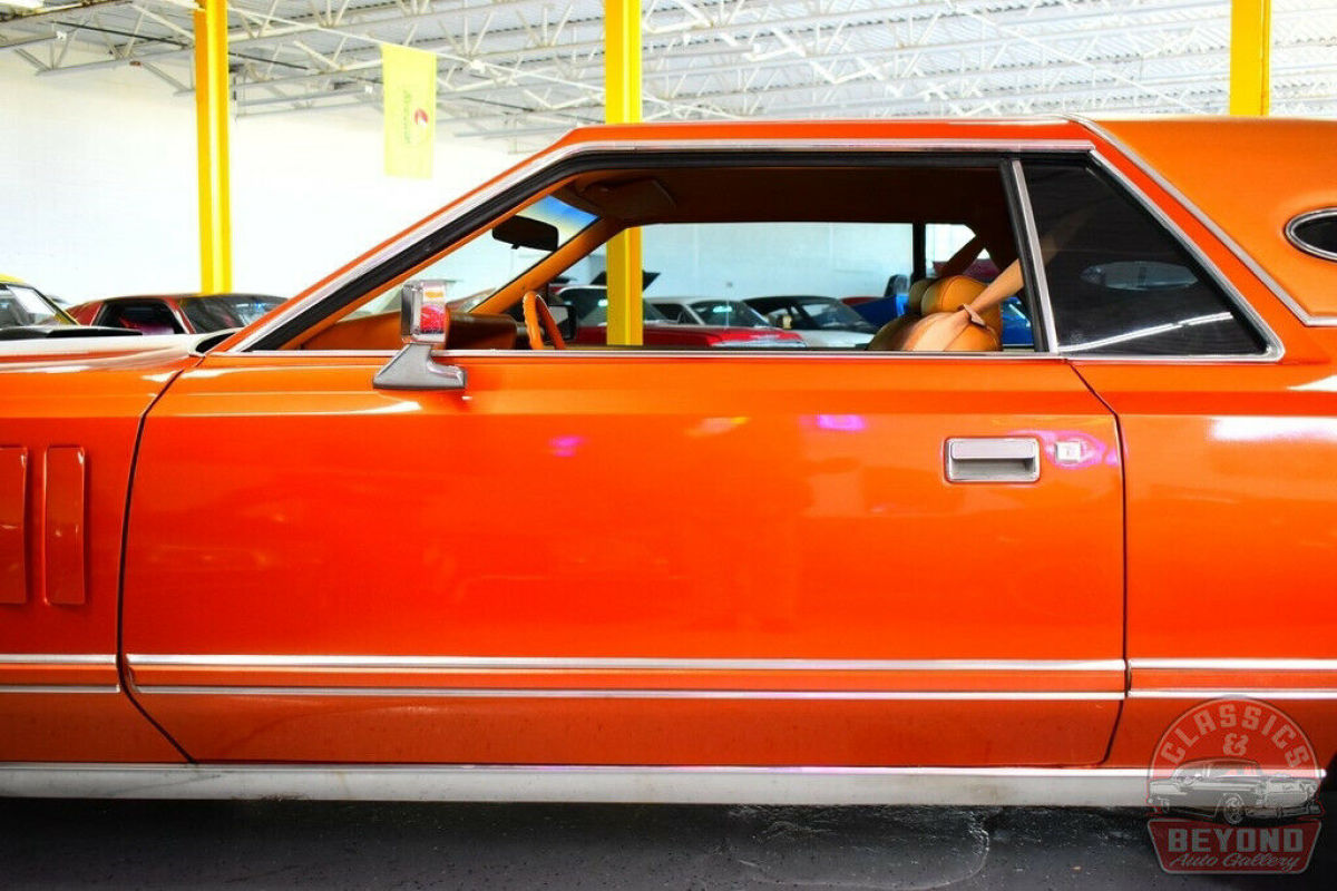 1977 Lincoln Continental - photo 13