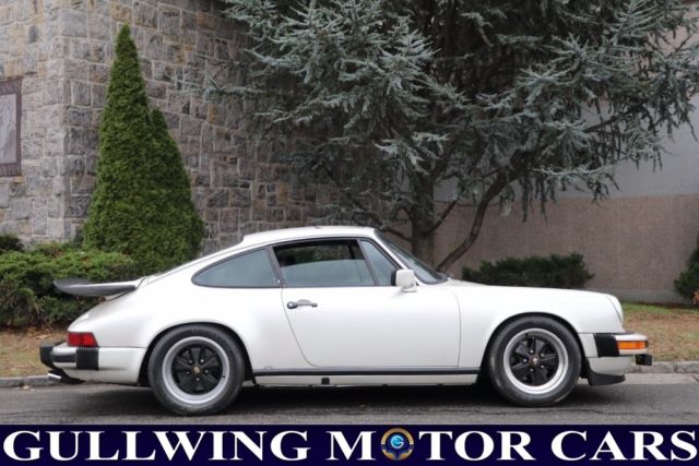 1977 Porsche 911 - photo 2