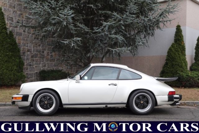 1977 Porsche 911 - photo 3