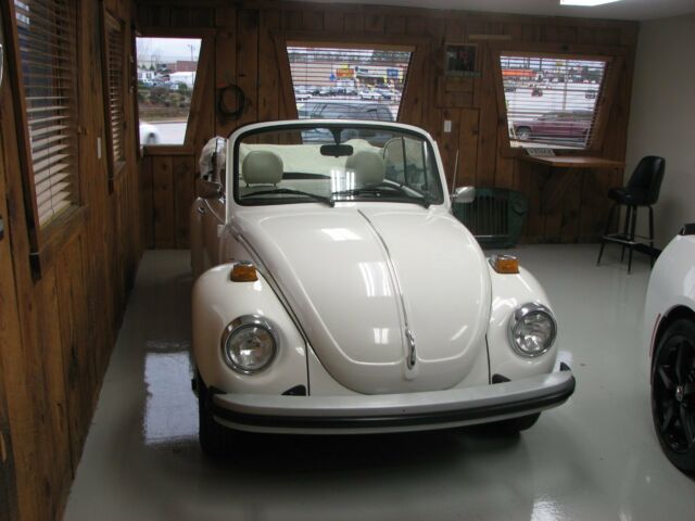 1977 Volkswagen Cabrio - photo 11