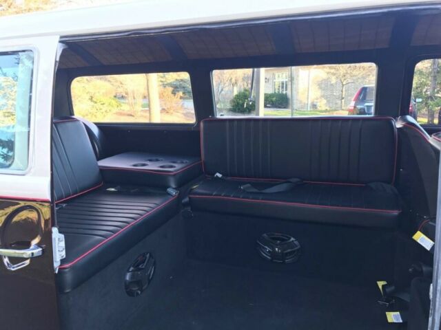 1977 Volkswagen Bus/Vanagon -CRUISE N STYLE - SEE VIDEO - photo 12