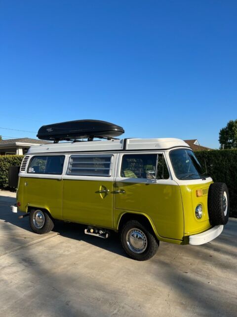 1977 Volkswagen Bus Westfalia Deluxe 1977 Volkswagen Bus/Vanagon