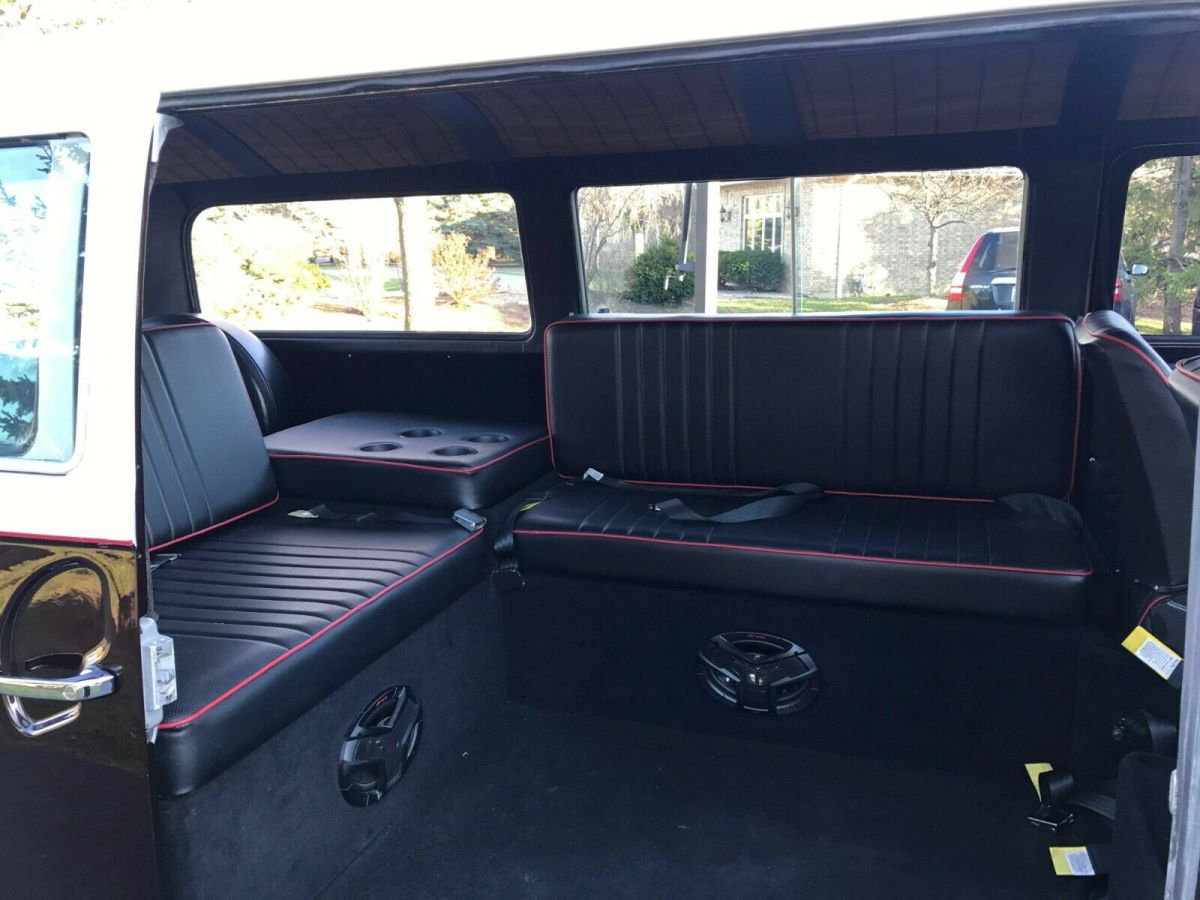 1977 Volkswagen Bus/Vanagon - photo 4