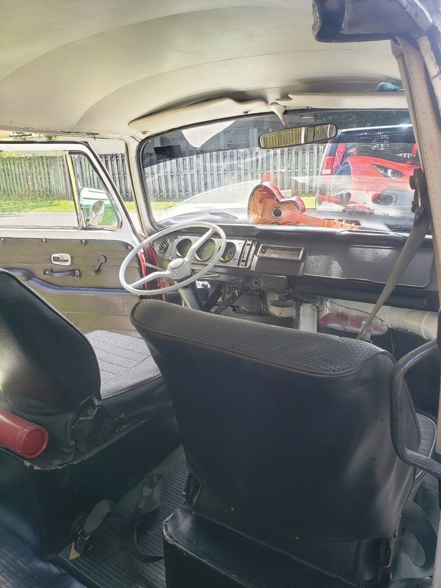 1977 Volkswagen T-2 - photo 7