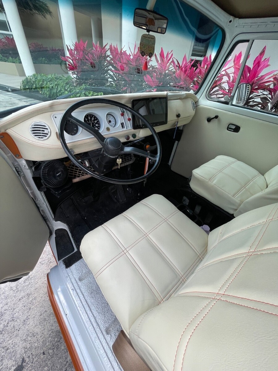 1977 Volkswagen Bus/Vanagon - photo 4