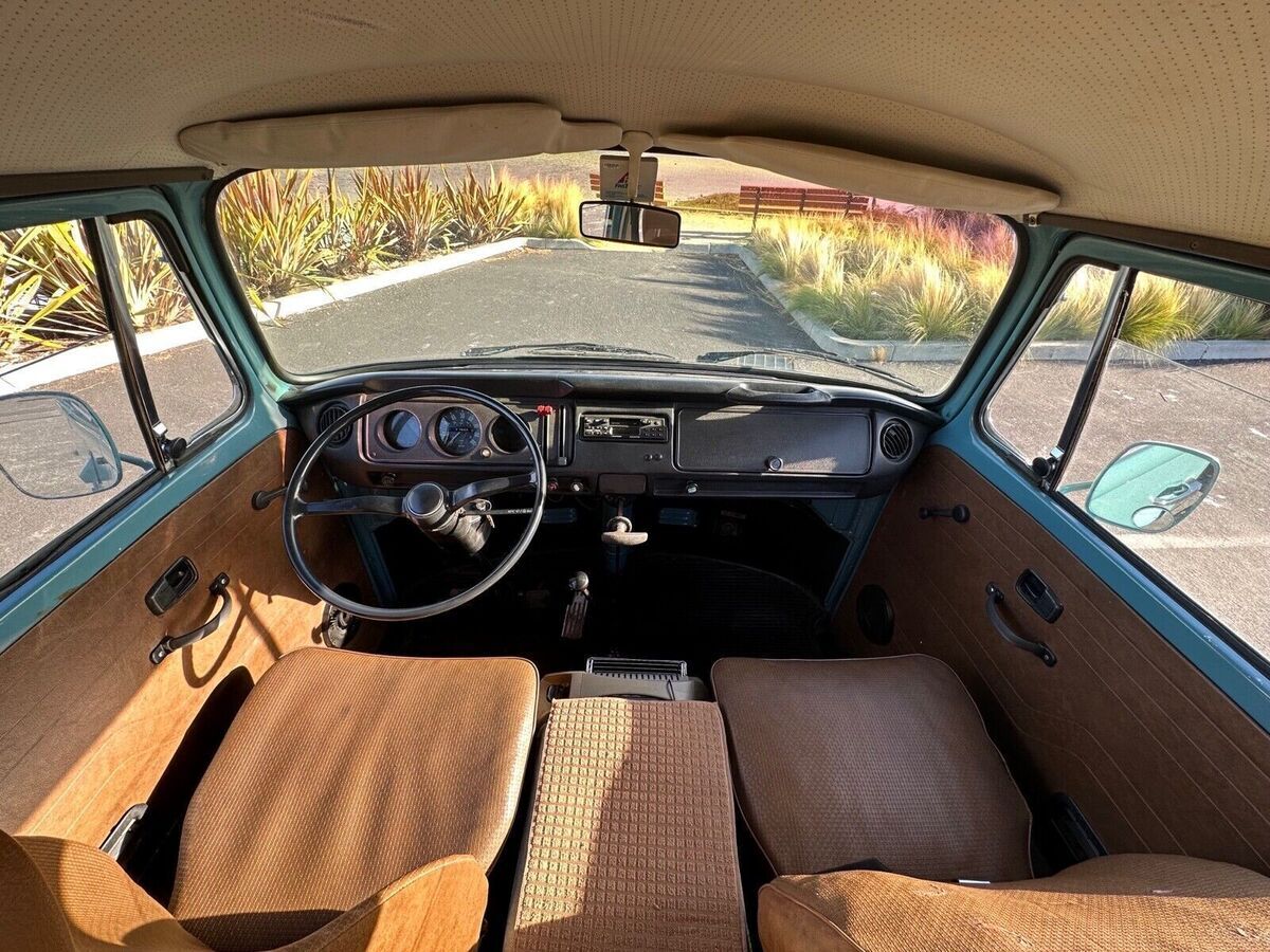 1977 Volkswagen Bus/Vanagon VW BUS Camper Poptop pop top Volkswagen type 2 - photo 13