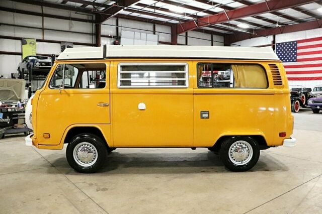 1977 Volkswagen Bus/Vanagon -- - photo 2