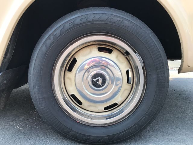 1977 Volvo 240 - photo 9