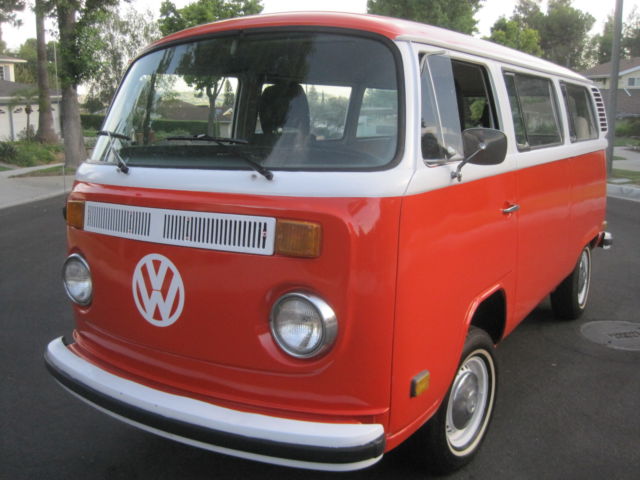 1977 Volkswagen Bus/Vanagon CAMPER - photo 11