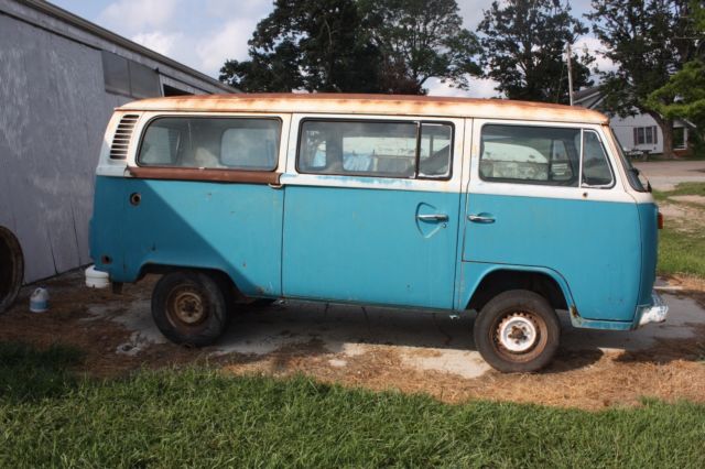 1977 Volkswagen Bus/Vanagon - photo 7