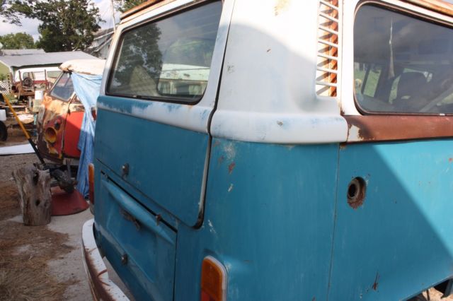 1977 Volkswagen Bus/Vanagon - photo 9