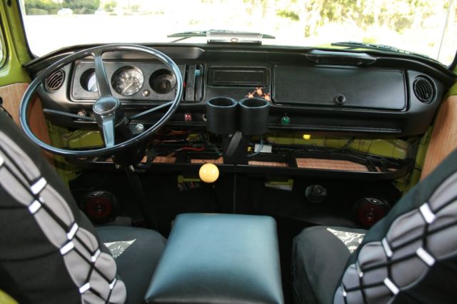 1977 Volkswagen Bus/Vanagon - photo 10