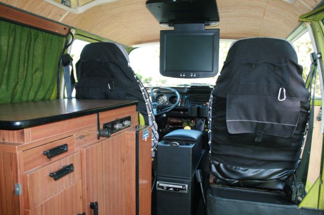 1977 Volkswagen Bus/Vanagon - photo 7