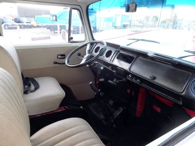 1977 Volkswagen Bus/Vanagon DELUXE - photo 12