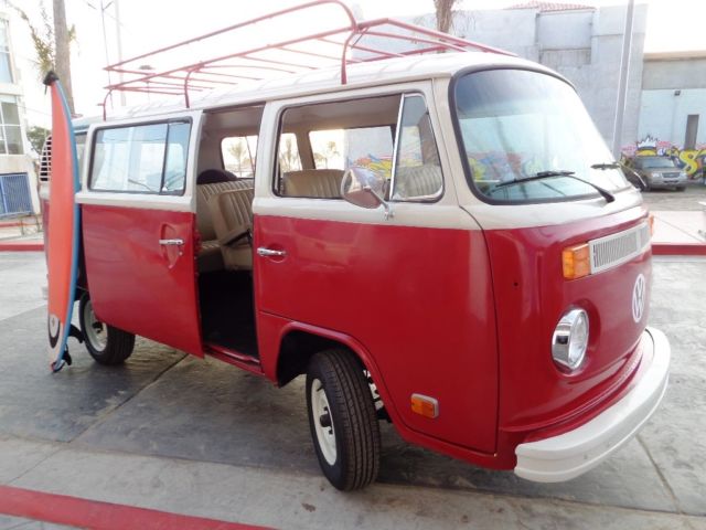 1977 Volkswagen Bus/Vanagon DELUXE - photo 2