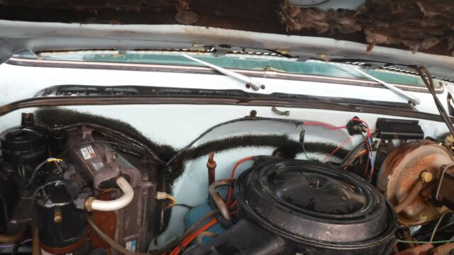 1977 Chevrolet Suburban - photo 13
