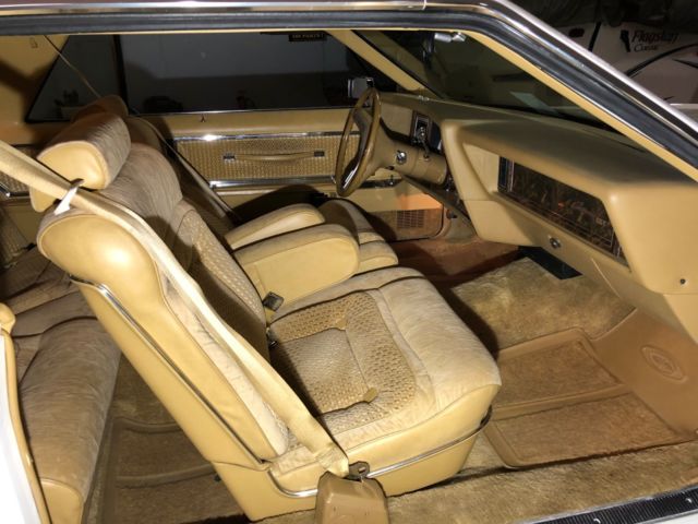 1977 Lincoln Continental - photo 10