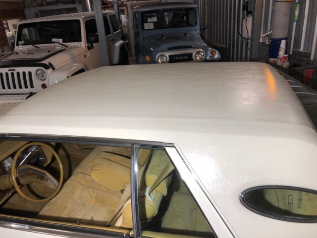 1977 Lincoln Continental - photo 8