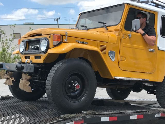 1977 Toyota FJ43 - photo 2