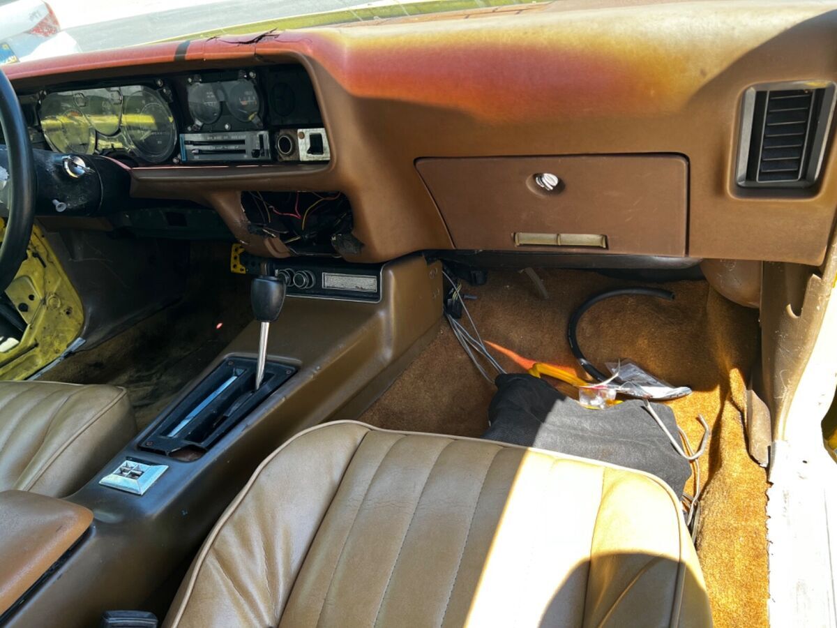 1977 Pontiac Trans Am - photo 9