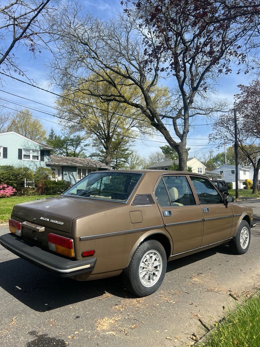 1978 Alfa Romeo Alfetta 2.0 SPORT SEDAN - photo 2