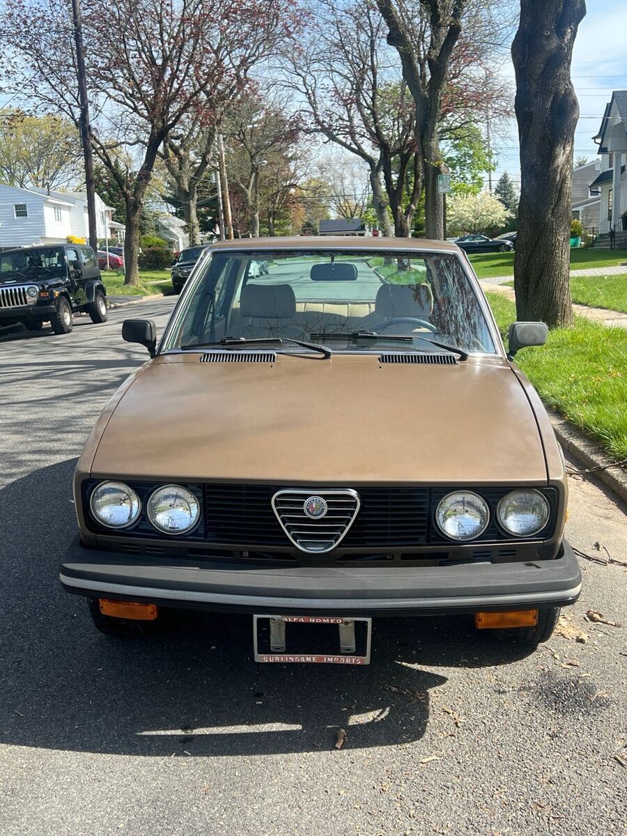 1978 Alfa Romeo Alfetta 2.0 SPORT SEDAN - photo 8