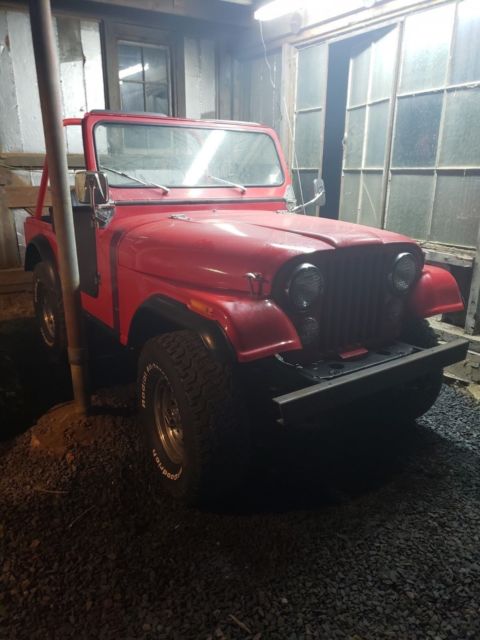 1978 AMC Jeep CJ5. Fiberglass Body. T18 4 speed. Dana 20. Project or parts. CJ-5 1978 Jeep CJ
