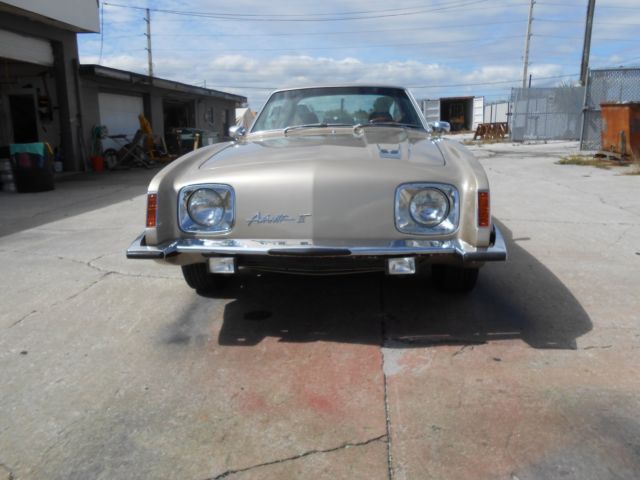 1978 Studebaker AVANTI II - photo 2