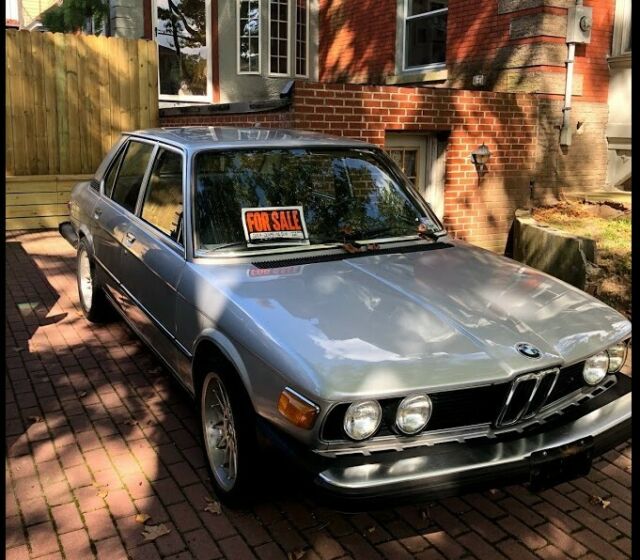 1978 BMW 530i (E12) 1978 BMW 5-Series Cedan
