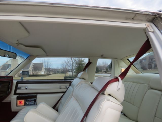 1978 Cadillac DeVille White Leather - photo 11