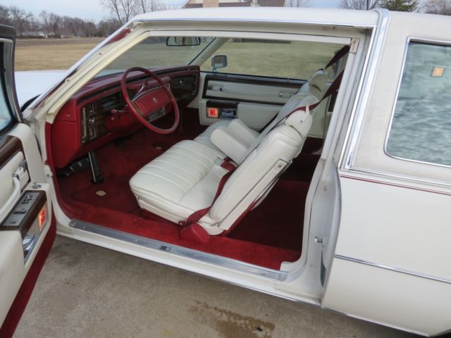 1978 Cadillac DeVille White Leather - photo 8