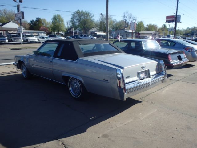 1978 Cadillac DeVille Phaeton - photo 2