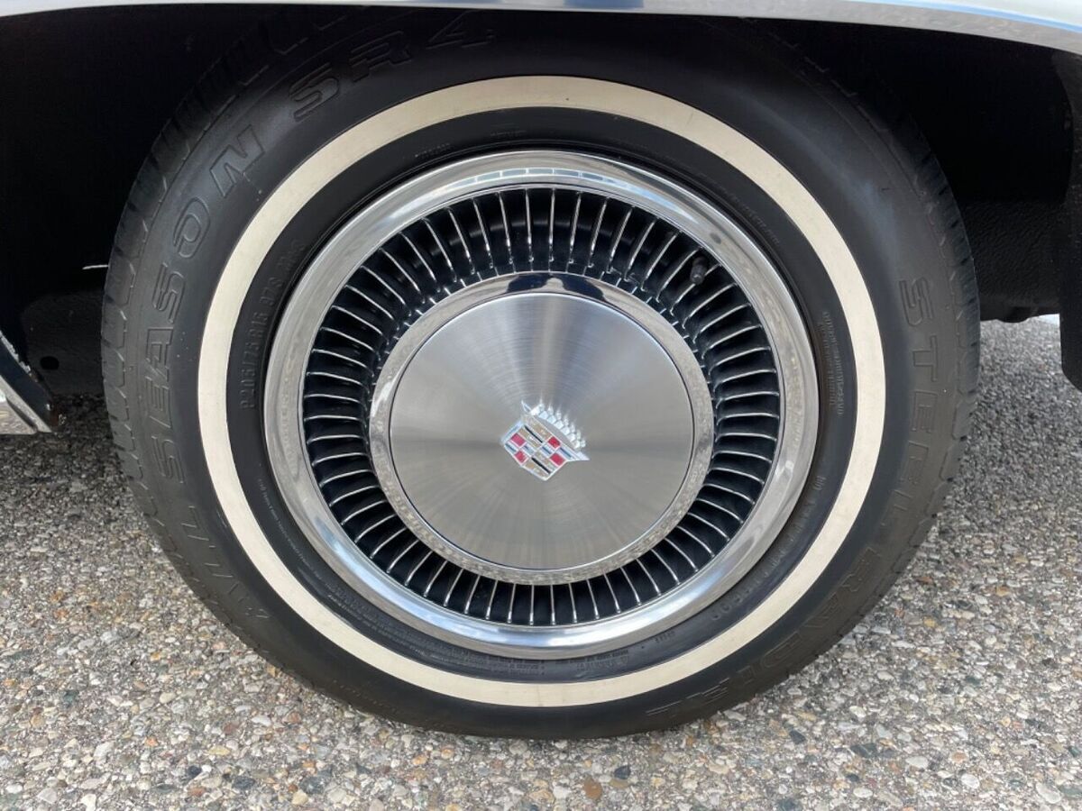 1978 Cadillac DeVille Sedan Deville - photo 11