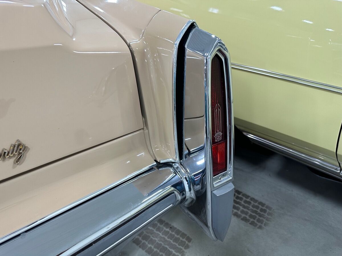 1978 Cadillac Eldorado Biarritz Custom Classic - photo 12
