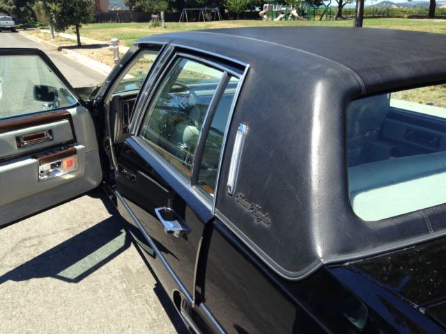 1978 Cadillac Fleetwood Brougham - photo 11