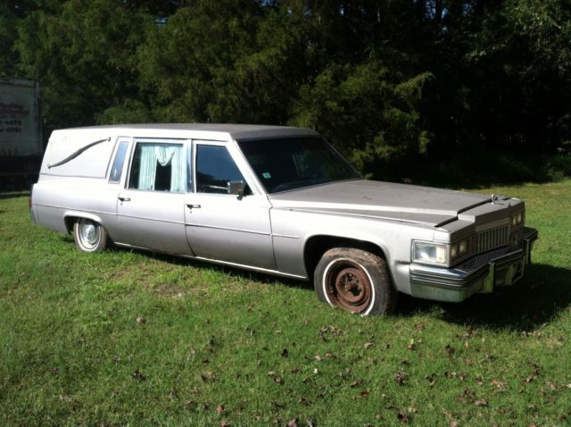 1978 Cadillac Hearse - photo 2