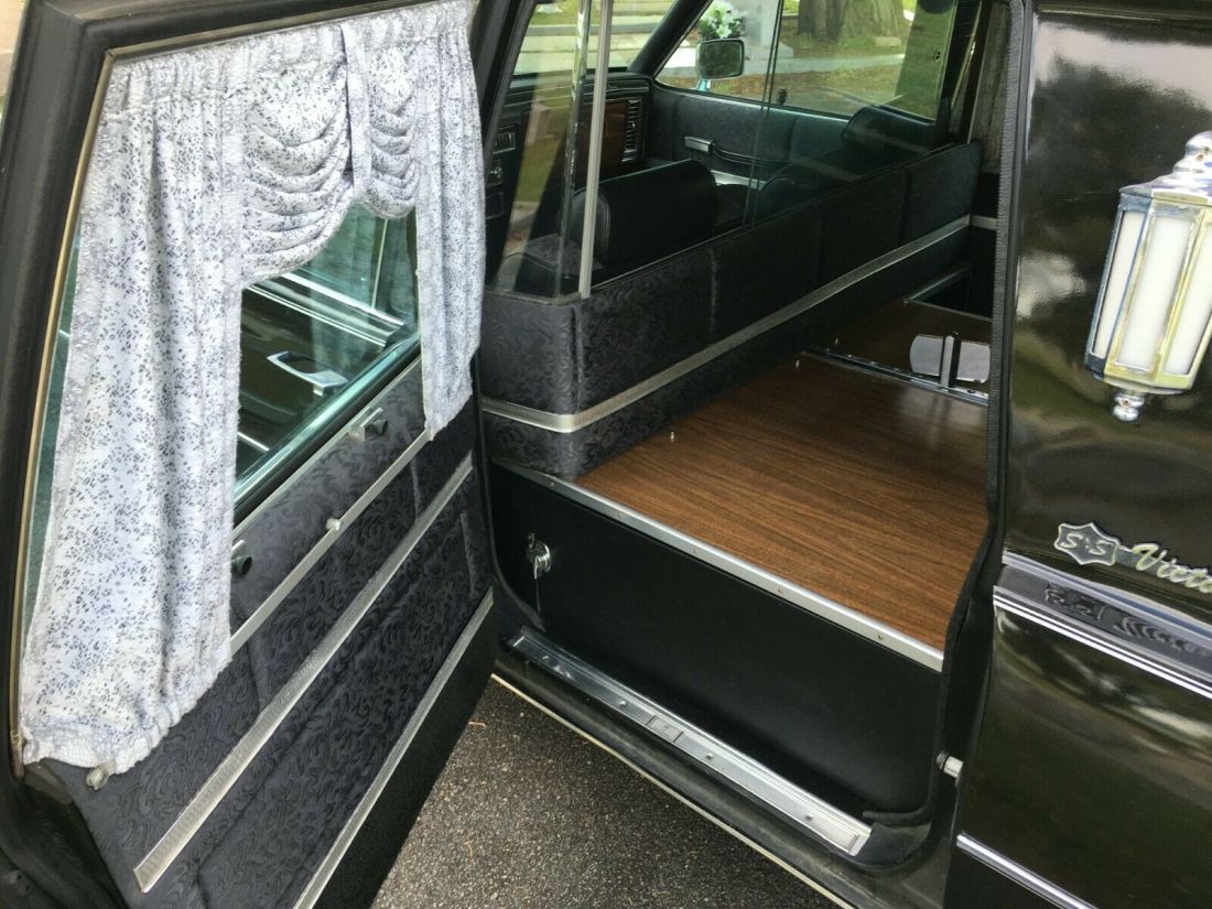 1978 Cadillac Fleetwood - photo 2
