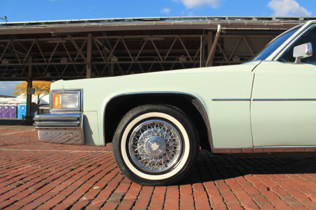 1978 Cadillac DeVille sedan deville - photo 2