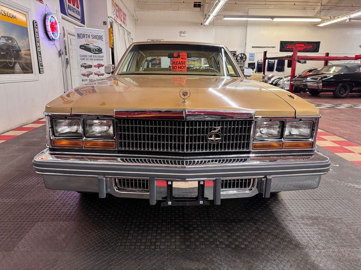 1978 Cadillac Seville - 4 DOOR SEDAN - LIKE NEW CONDITION -SEE VIDEO - photo 7