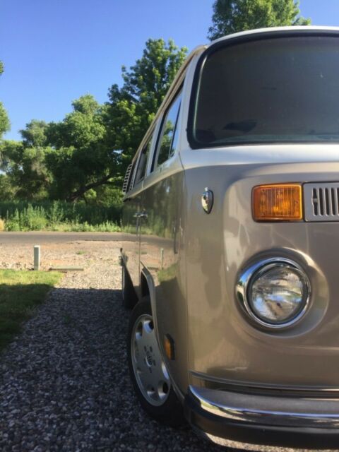 1978 Champaign Edition ll Bus 1978 Volkswagen Bus/Vanagon Champagne Edition ll