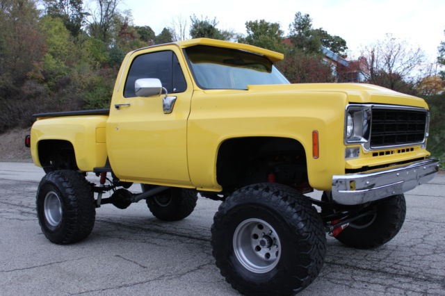 1978 CHEVROLET C-10 4X4 TRUCK STEPSIDE ONLY 16,126 MILES PROFESSIONALLY BUILT 1978 Chevrolet C-10 C-10 4x4