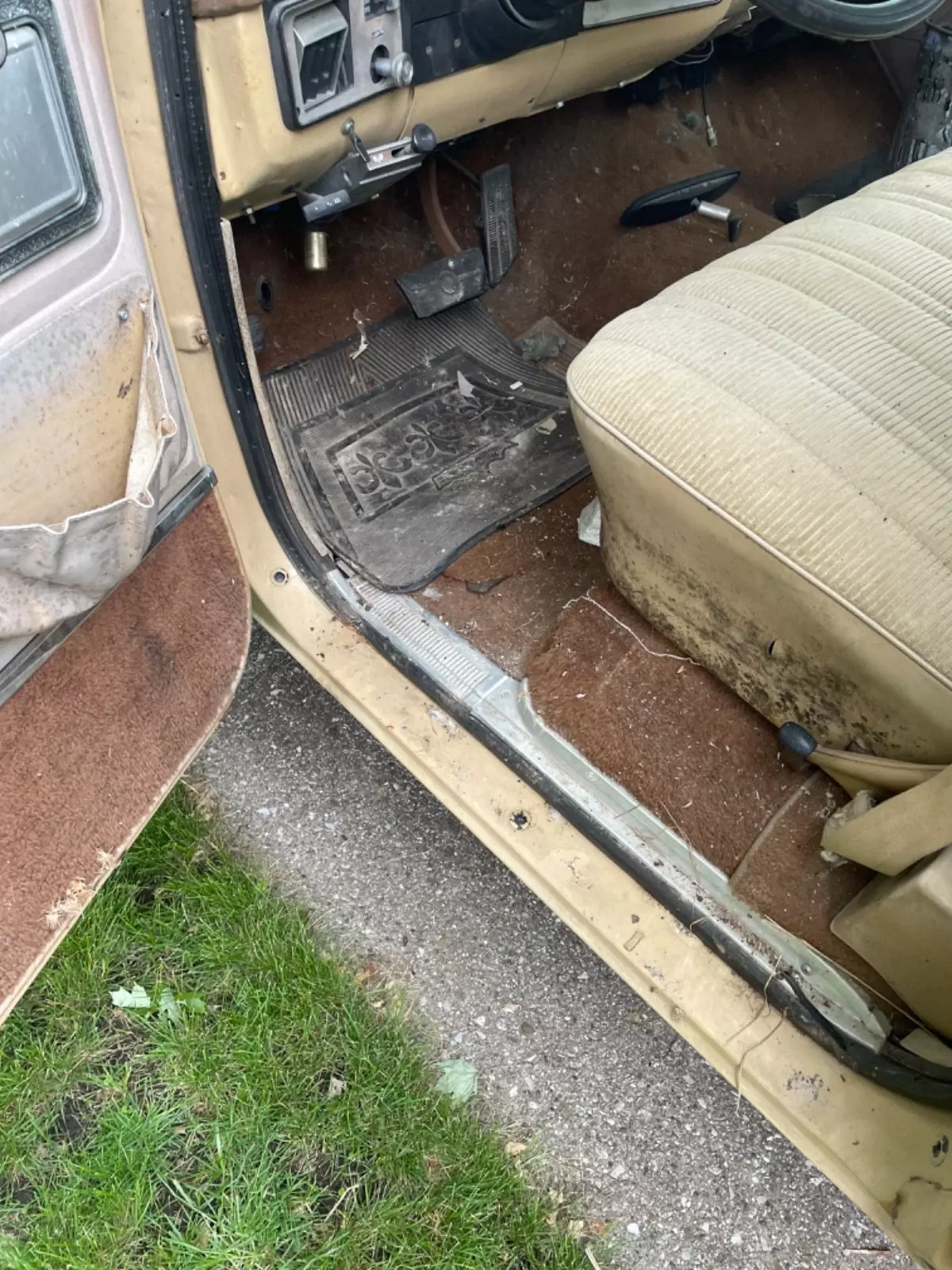 1978 Chevrolet C/K Pickup 2500 Camper Special - photo 3