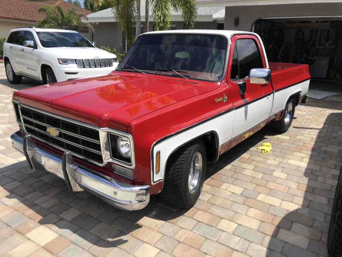 1978 Chevrolet C10/K10 Pickup Red RWD Automatic Silverado 1978 Chevrolet C10/K10 Silverado