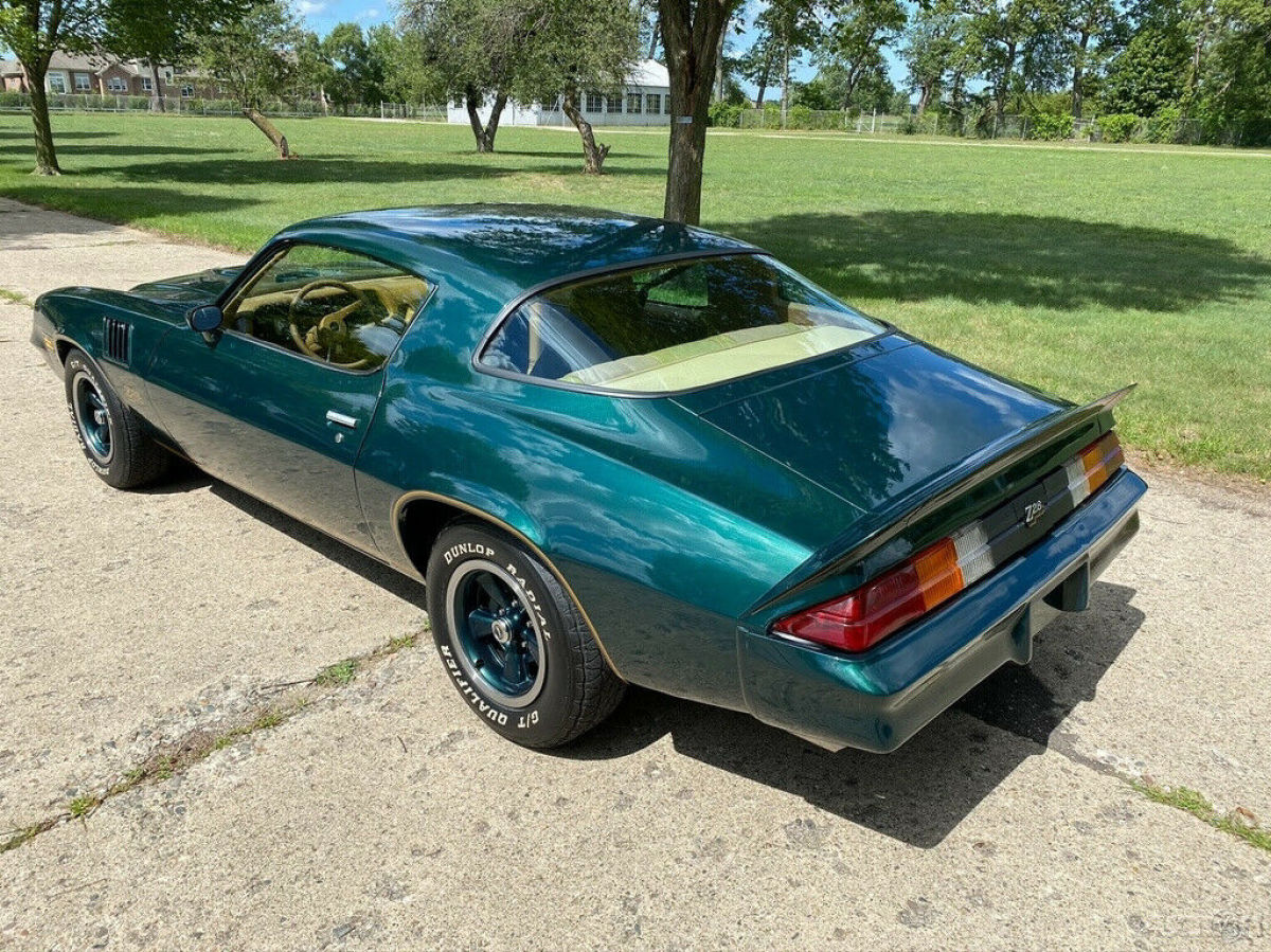 1978 Chevrolet Camaro Z28 350 CID 4 Speed - photo 6