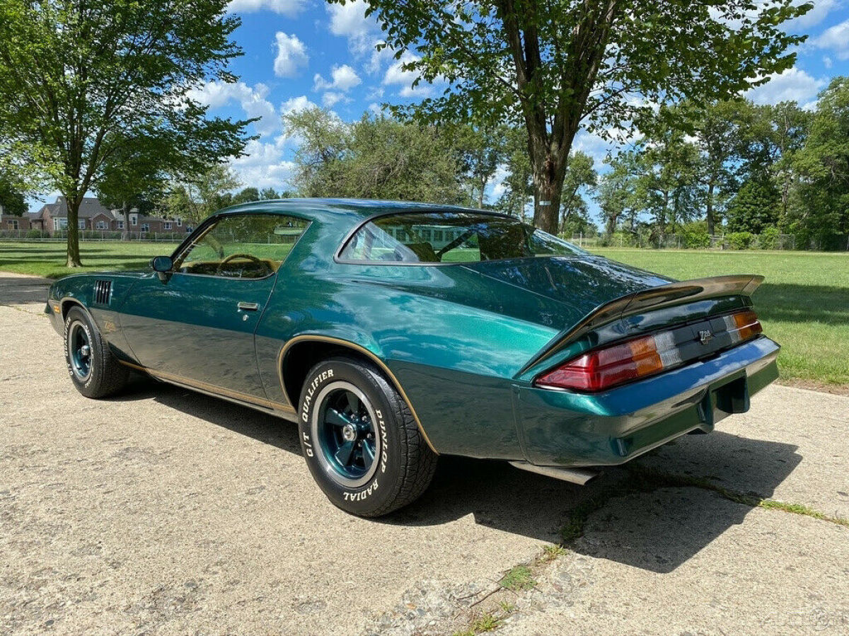 1978 Chevrolet Camaro Z28 350 CID 4 Speed - photo 7