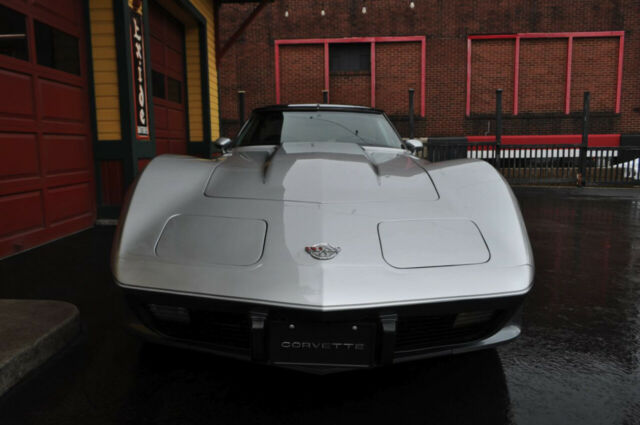 1978 Chevrolet Corvette 1978 L82 4 Speed Silver Anniversary Corvette! - photo 10