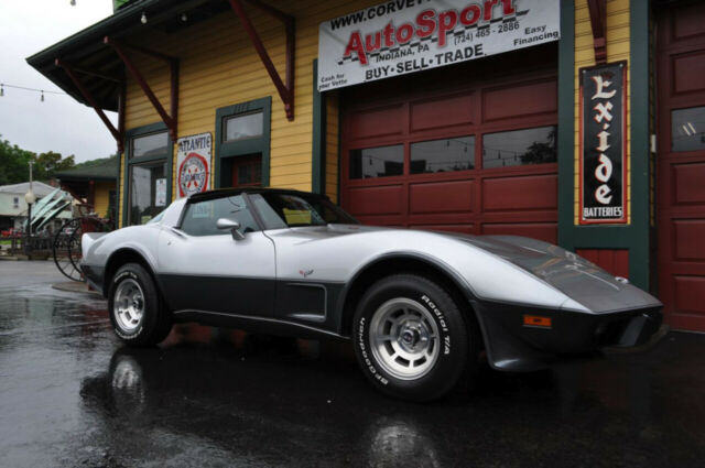 1978 Chevrolet Corvette 1978 L82 4 Speed Silver Anniversary Corvette! - photo 2