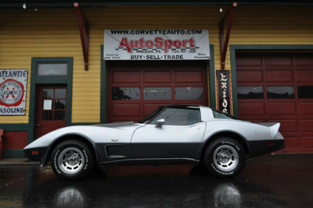 1978 Chevrolet Corvette 1978 L82 4 Speed Silver Anniversary Corvette! - photo 7