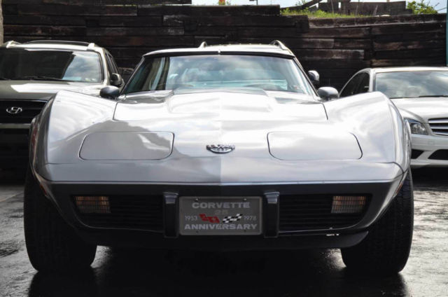 1978 Chevrolet Corvette 25th Anniversary Edition - photo 12